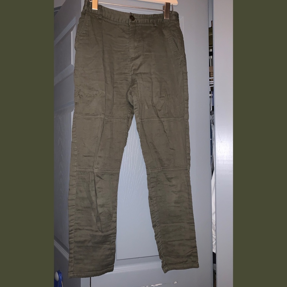 Forever 21 Capri Pants